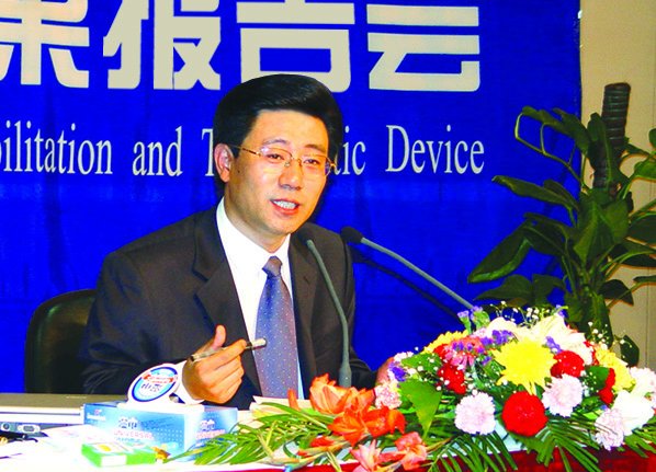 踏上科技创新之路源于孝心孙作东出生于黑龙江省呼兰县一个偏僻的小