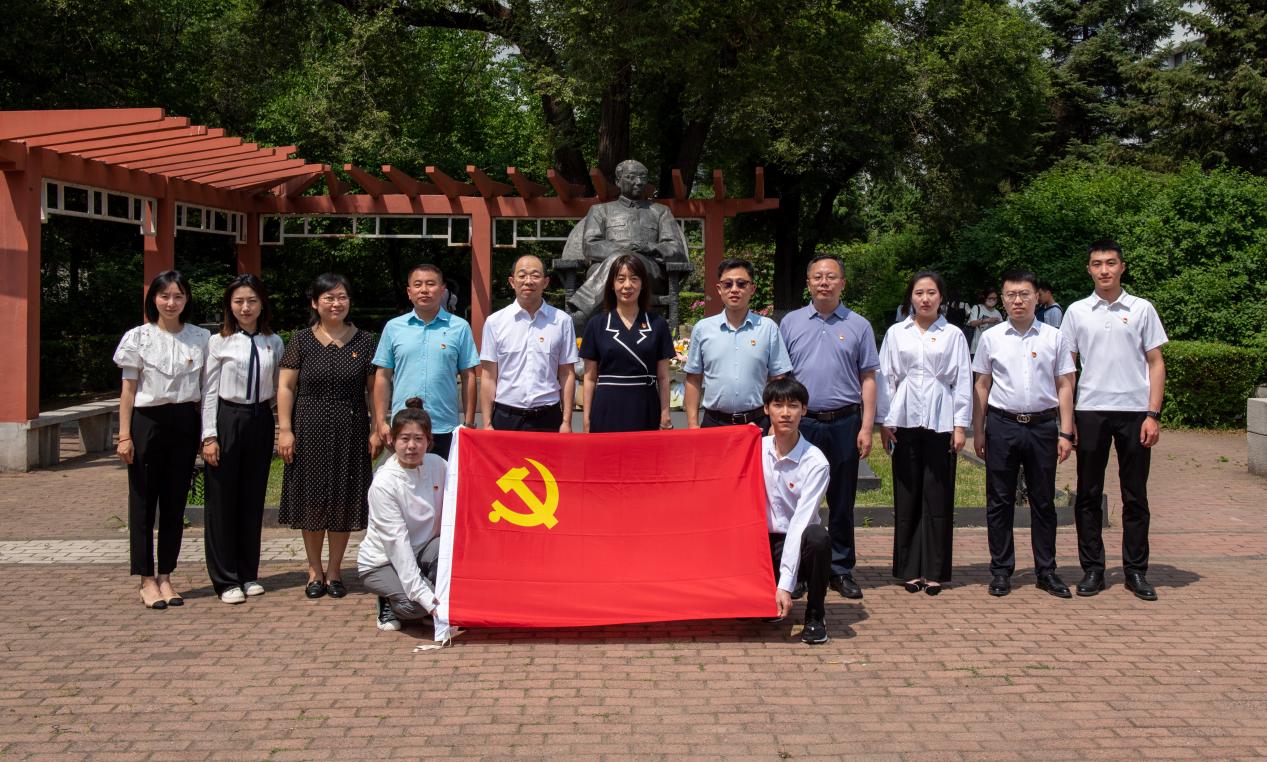 7e42d8ac86f8889dcb057ccf2440b36