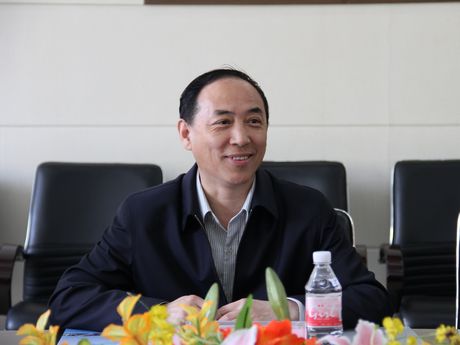 副校长武俊峰代表学校致欢迎辞越城区人民政府区长魏明介绍越城区情况