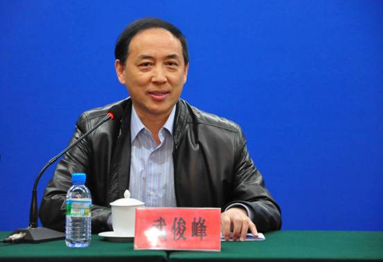 武俊峰副校长致欢迎辞