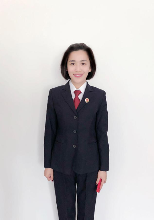 "(照片提供:马云杰)送寄语"所有的伟大