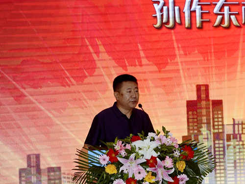 机械85级校友孙作东为庆祝建校70周年献礼