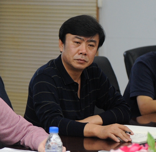 党委书记赵国刚出席会议并讲话